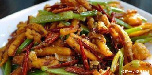 美食推薦:涼拌手撕平菇,香辣雞爪,手撕雞,乾的魷魚須的做法