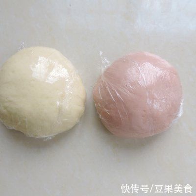 山药|#奈特兰草饲营养美味#可爱的小兔子面包