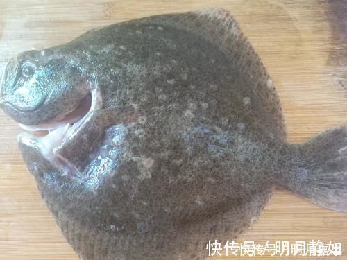 软骨鱼|这鱼长得奇丑，身上都是宝，没有坚硬的鱼刺，这样做口感鲜嫩好吃