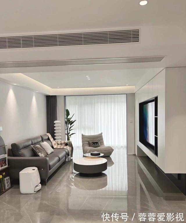 氛围感|江苏90后夫妇拒绝“过度装修”,把110㎡新家装得堪称收纳教科书