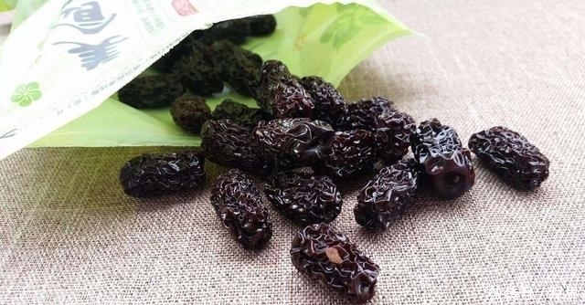 月经量少的女性,记住:多吃3物、少碰3物,滋养