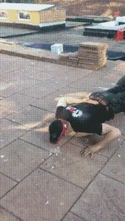 |搞笑GIF:太厉害了 这手速没个三年五载练不出来