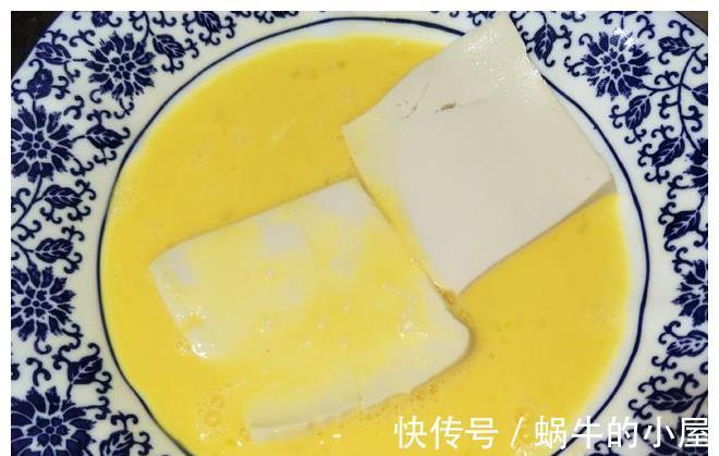 不粘锅|1块豆腐，1个鸡蛋，教你做好吃的煎豆腐，这样做豆腐不碎不粘锅