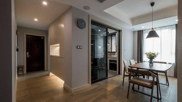 柜子|老公非在餐厅打一排柜子,空间一下多出好几平,邻居立马学走了