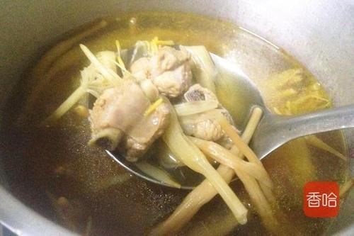 排骨|失眠最怕这个菜,农村很常见,隔三岔五吃一次,睡眠好一觉到天亮