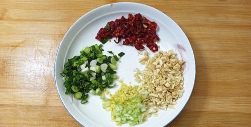  做水煮肉片，不要直接下锅，教你小窍门，做出来肉片滑嫩香浓好吃