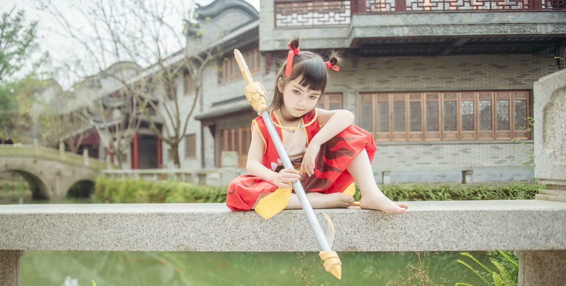 哪吒之魔童降世|体型神还原,小朋友cos哪吒小可爱,网友直呼哪吒本吒