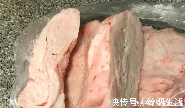 蒸馒头，别只加酵母！学会加“2白”，馒头凉了也不硬，又白又香