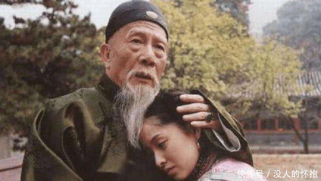 老死|年近80岁却不退休!清朝重臣李鸿章,为何老死在直隶总督任上!