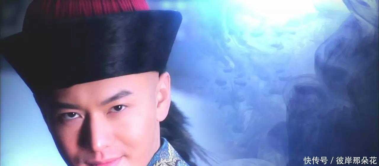 下令|将军上厕所时看到地上一群蚂蚁，提裤下令道赶快撤退，违令者斩！