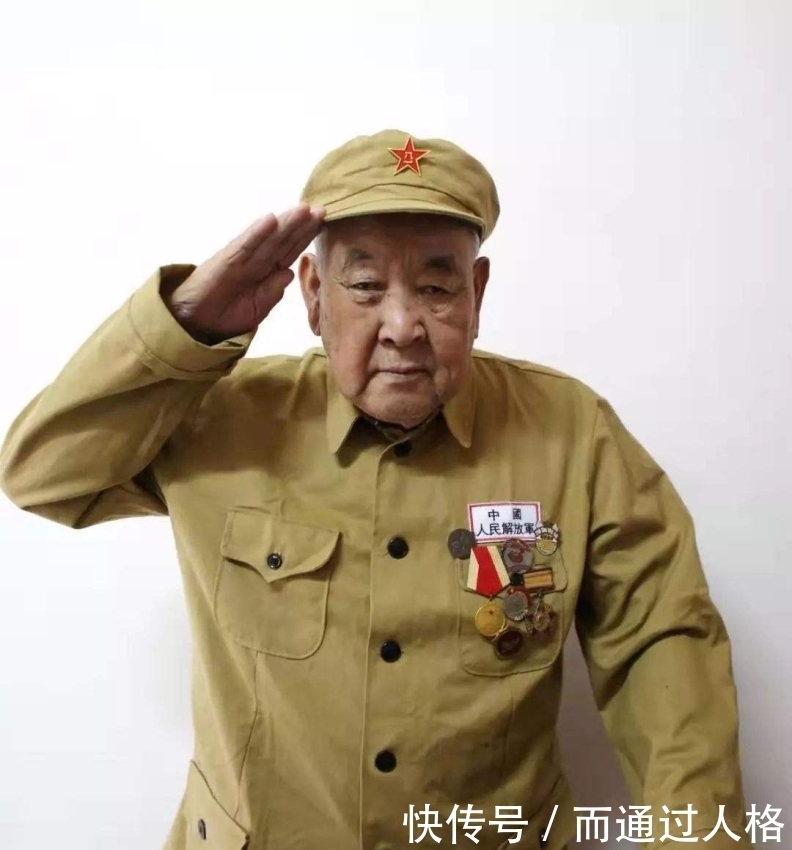 战役|经历上百次战役,功勋章一堆,战争结束后转业当农民,从来没后悔!