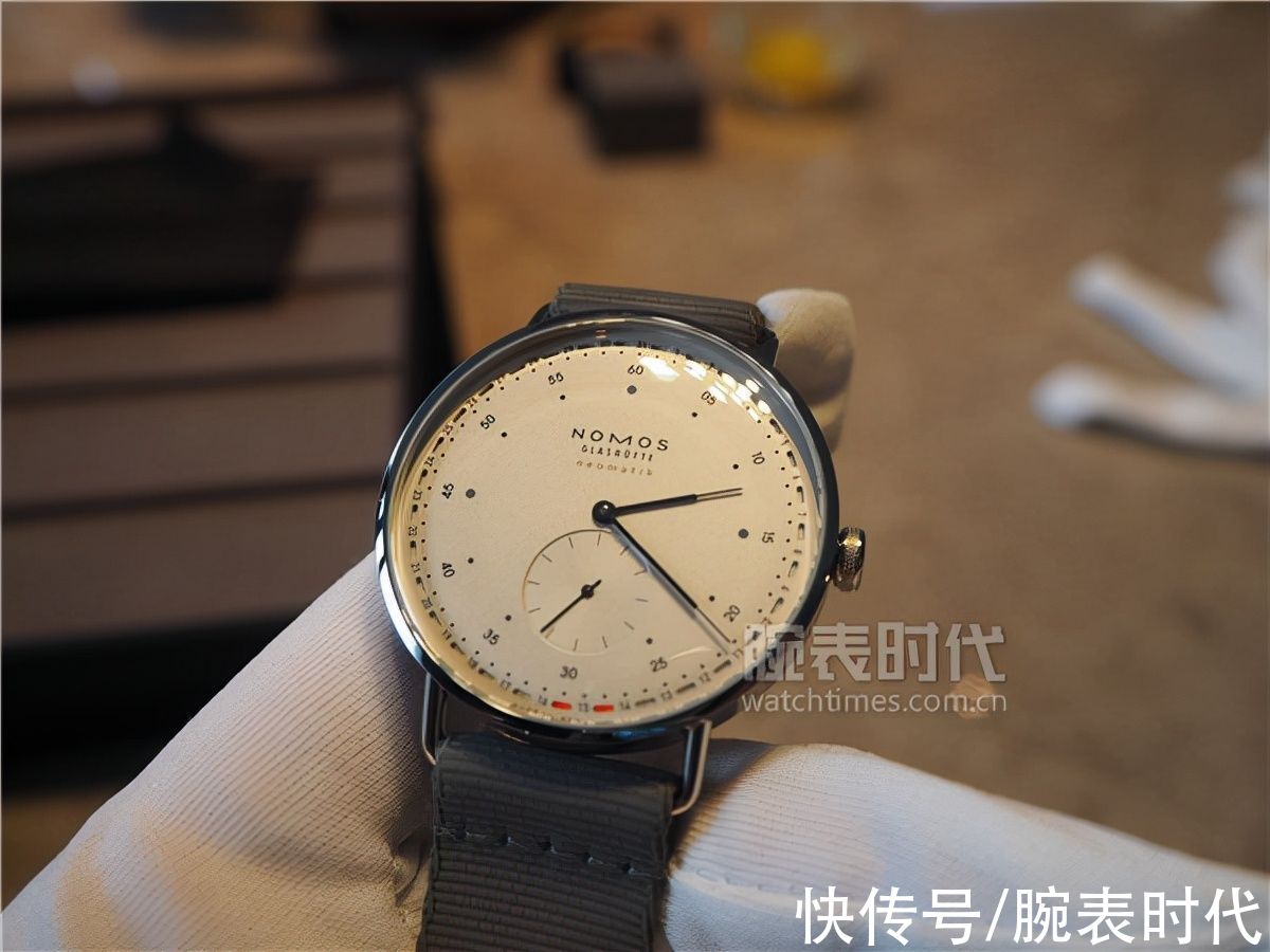 无国界|试戴完NOMOS 2021所有新款，果然红12 yyds