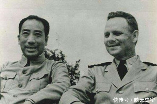 梦露|7张名人罕见合影照:戴笠、梅乐斯都在笑,梦露和英女王气质迥异