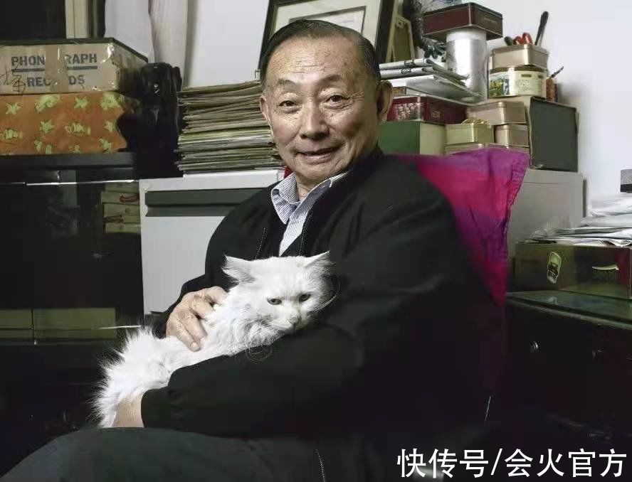京剧团|京剧大师梅葆玖夫人因病去世！享年86岁，夫妻恩爱膝下无儿女