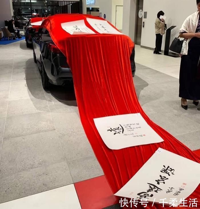 苦练|刘晓庆拜师书协大师,苦练书法3年,如今写得怎样