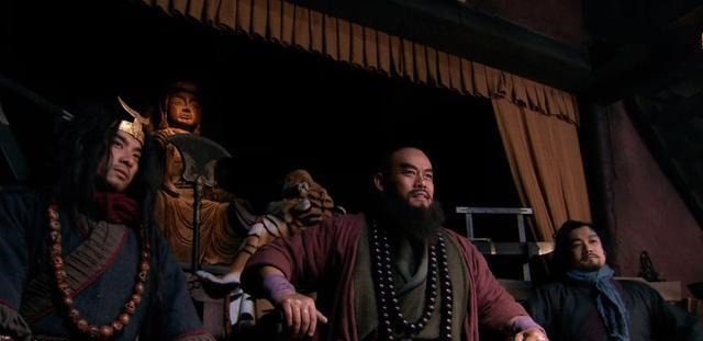 武松|宋江吴用远不如此人,他才配是梁山魁首!林冲武松甘居其下