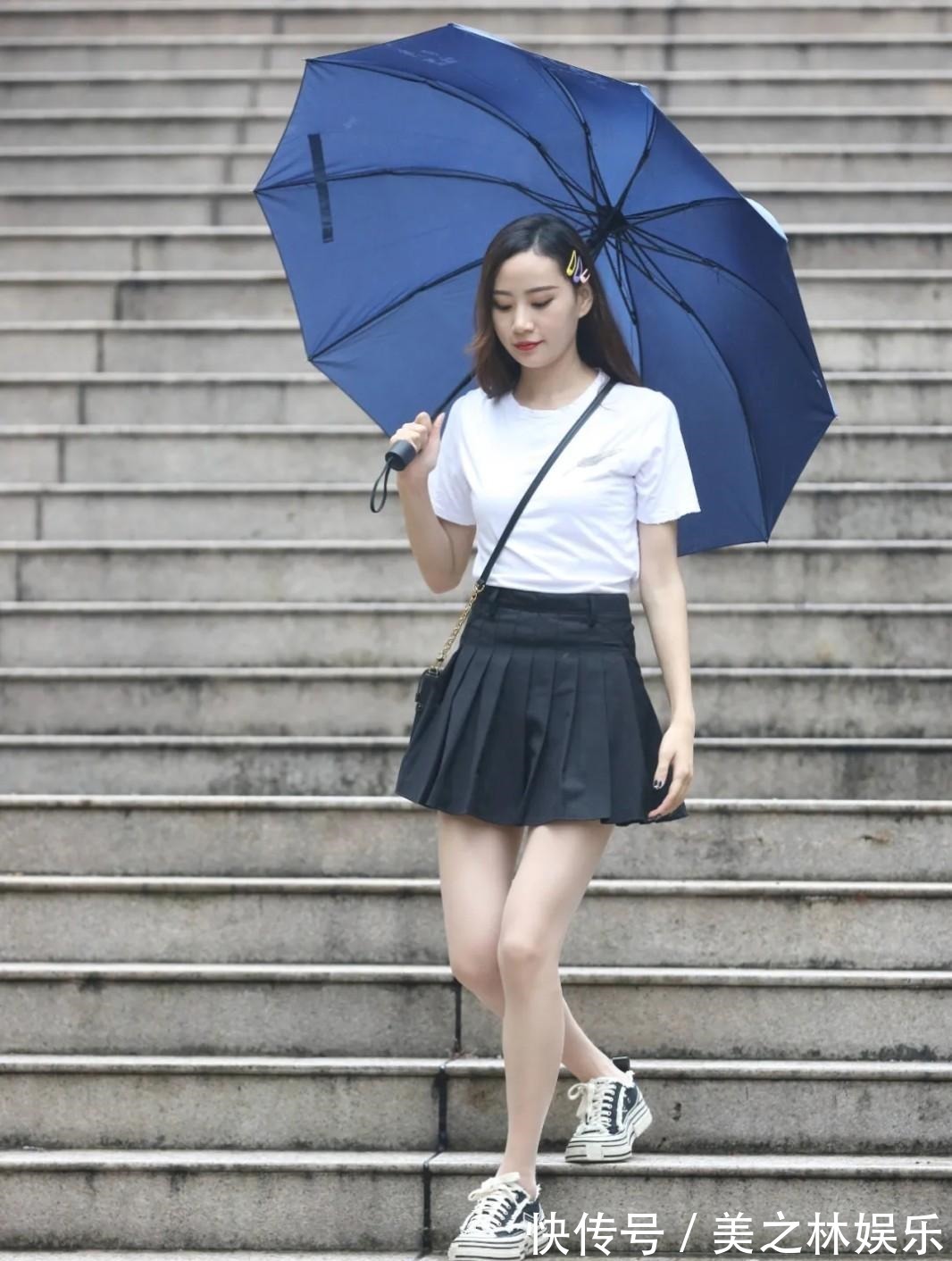 短裤 短款百褶裙,搭配常规T恤,简约时尚青春迷人!