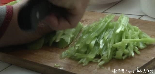 “共享厨房”，“95后”大学生建免费厨房，服务重症患者。