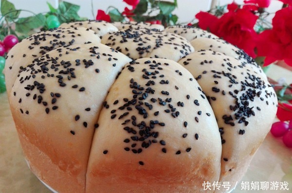 教你做蒸面包,不用面包机也不用烤箱,松软有嚼劲,好吃不上火