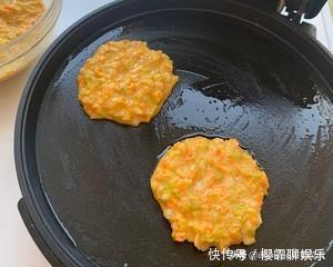 美味|健康早餐菜谱,娃娃菜鸡蛋饼,简单美味营养,适合夏天,吃不够