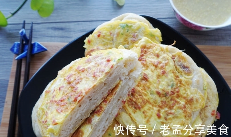 晚上用筷子搅一搅和好面,早上十多分钟暄腾腾的早餐鸡蛋饼上桌