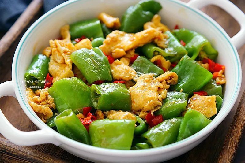 实力干饭菜，10分钟上桌，三伏天下厨做刚刚好