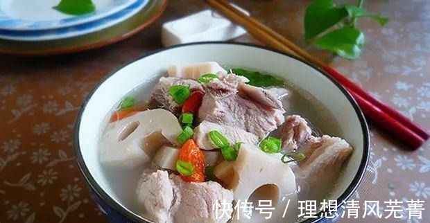 莲藕又出下饭新吃法，脆爽入味，香辣解馋！