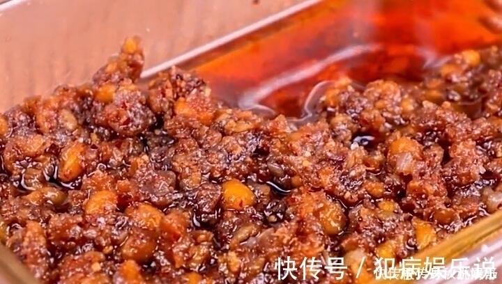 自从学会黄豆这种吃法，我家每年做5斤，酱香扑鼻，做一次能吃1年