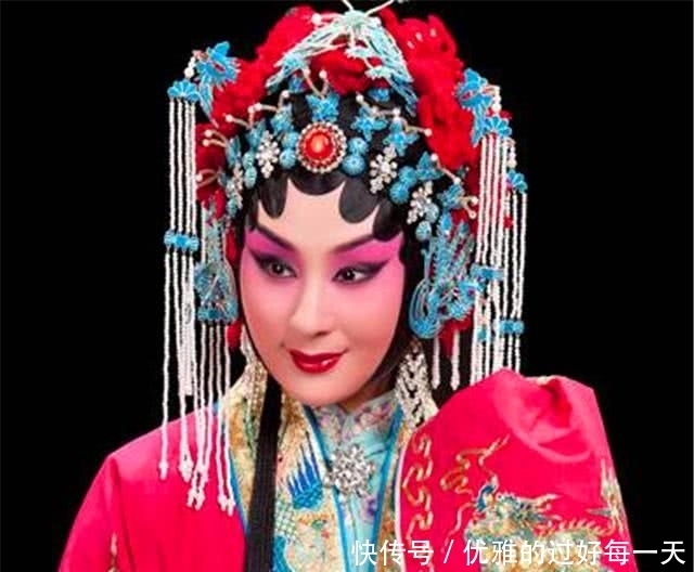 锁麟囊:麟儿哪有神送到,积德才生玉树苗