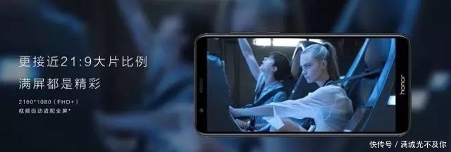 海报 《我是女演员》三观不正被骂上热搜?我却想给它打10分