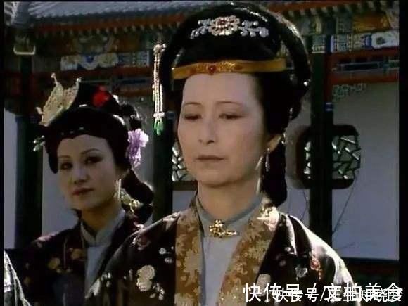 贾宝玉&红楼梦里那么多女性,为何曹雪芹唯独说她是天真烂漫之人