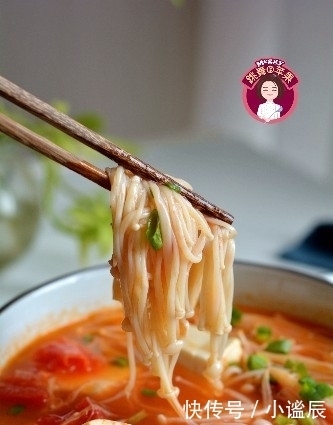 豆腐|春季多吃此道汤菜,味美补钙,大人孩子少闹病,男人常吃身体壮