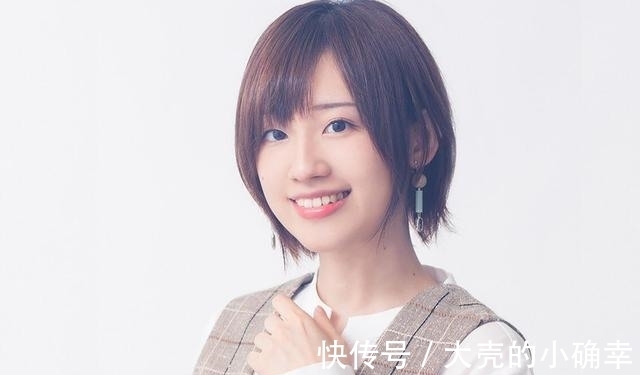 莉丝|不动是个美少女，一动就是个移动表情包，二次元中的“静态”女神