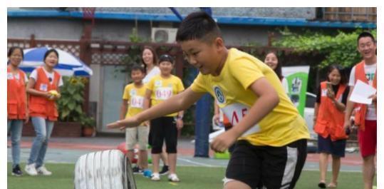 睡眠时间|2021最新儿童身高标准表来了,赶紧对比一下,看自家孩子达标