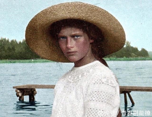 阶下囚|沙皇未代皇室,一战时从皇室变阶下囚,全家七口被集体枪杀