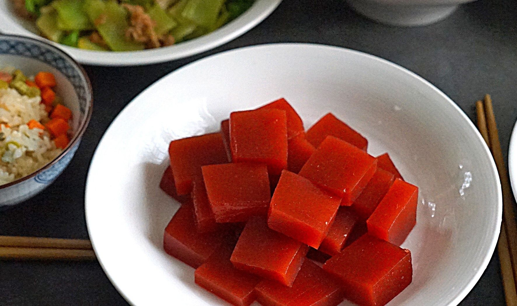 婆婆做的午餐在朋友圈走红，4菜1汤，这卖相和搭配，真是赞