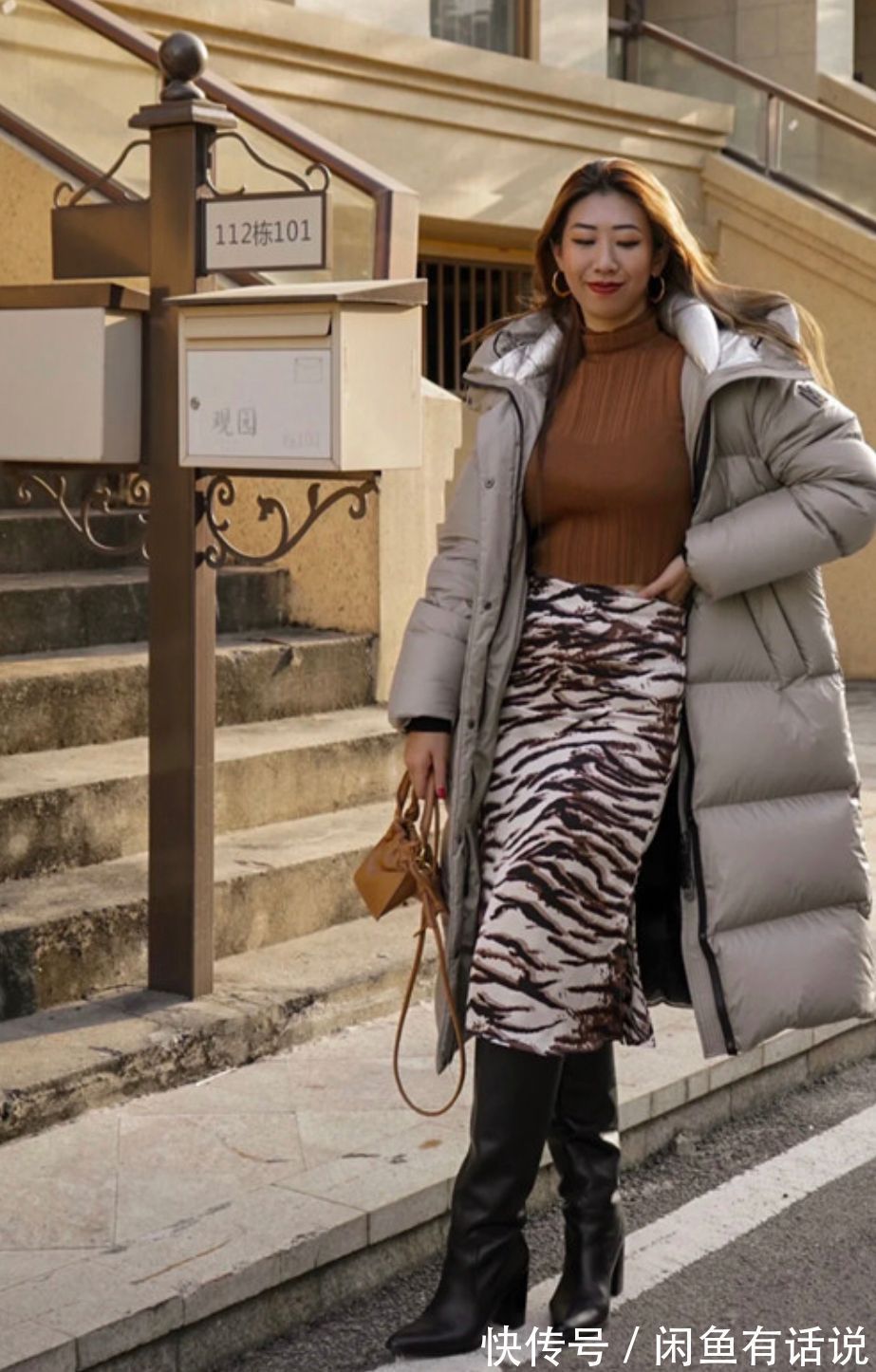 中年女人把羽绒服穿出“大妈感”,是因为掉入这5个坑,避开就美