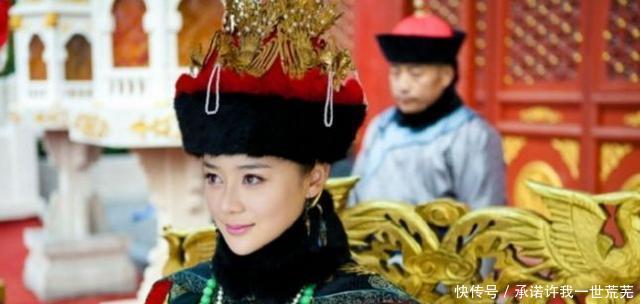 龙袍|她是历史上唯一穿着龙袍下葬的女子，衣服还是皇帝赏的！