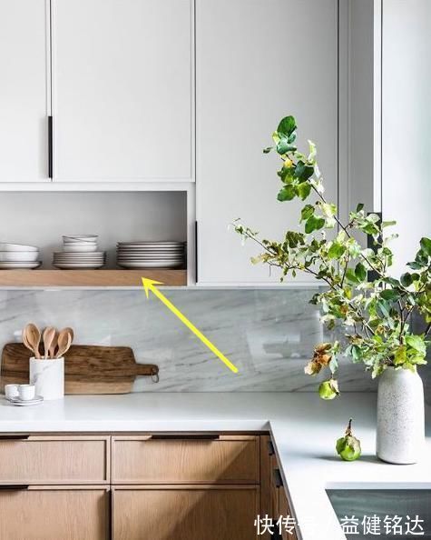 置物台|做柜子剩下的板,让木工做成这6种设计,感觉省好几万邻居都后悔