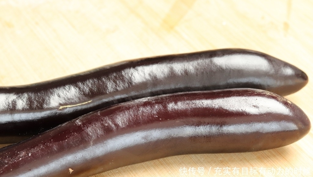 打了激素的茄子怎样辨别?老菜农:教你一招,看一眼就能分辨出来