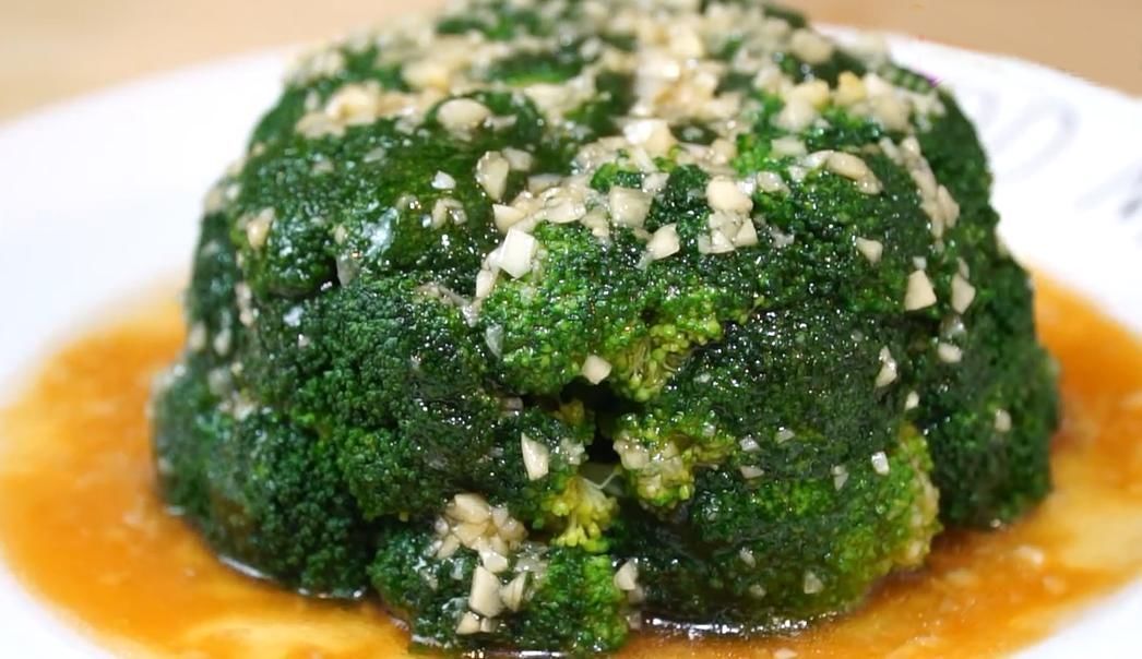 美味|西蓝花最简单的吃法,最大限度的保留西蓝花的营养,鲜香美味