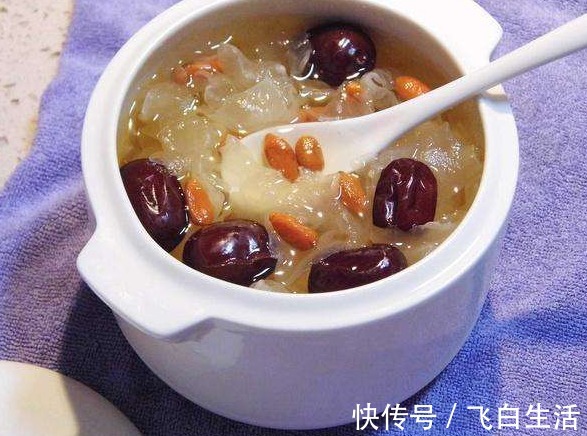 营养成分|红枣如何吃营养更高营养师推荐3种吃法,营养丰富好吸收