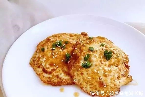 掌柜|李调元一上联:“两个荷包蛋”,再一看下联,堪称千古绝对!