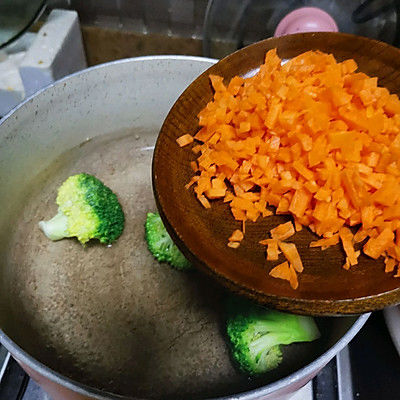 沙拉酱|芝香多彩饭团