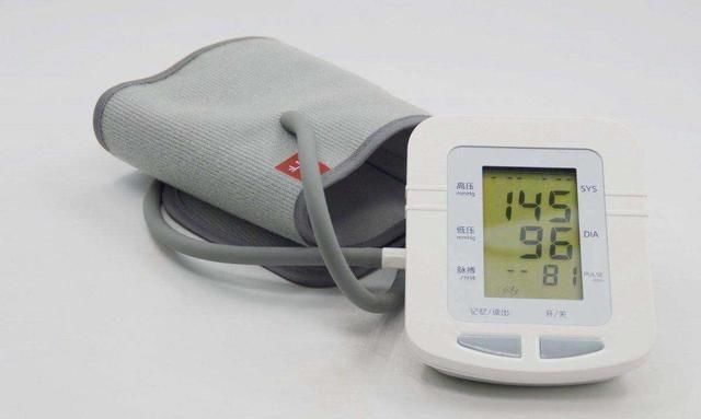 动态平衡|一天有2个时间段血压会走高，别以为是高血压，3个常识了解一下