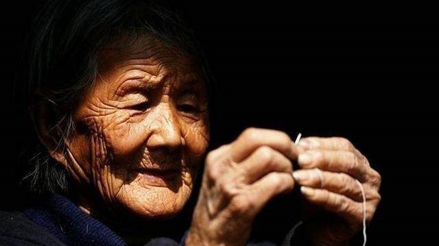 出家人$古人为慈母所作的八首名诗,一位出家人的诗令人潸然泪下