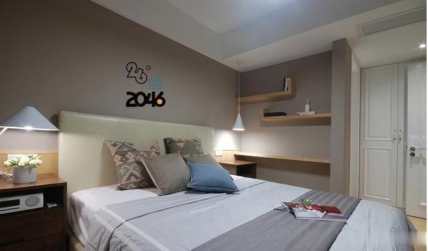 装修|卧室装修除了床和衣柜,还可以放什么看看这几个别人家的卧室