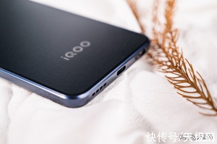 iQOO|iQOO U5体验：续航焦虑患者都该用用这台手机