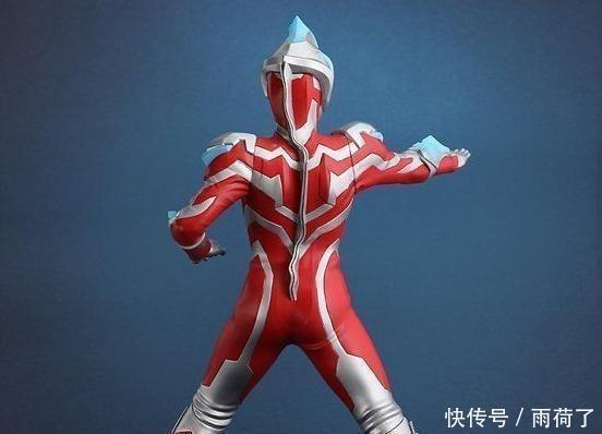 大哥|大怪兽系列限定版银河奥特曼手办公开 夕阳下的新生代大哥！