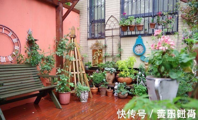 花园|荒废多年的80㎡小院，2年半时间打造成下沉式花园，太漂亮了！